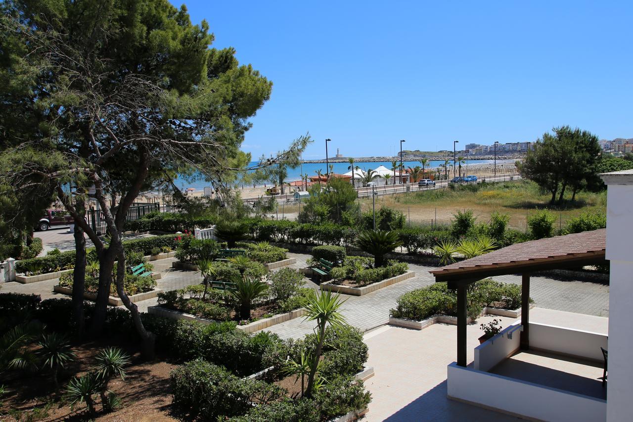 Hotel Parco Carabella Vieste Luaran gambar